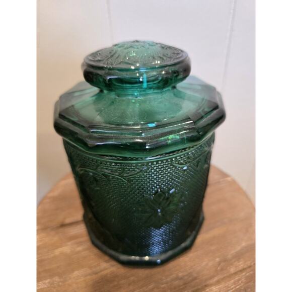 Vintage Indiana Glass Sandwich Spruce Green Canister 7.5" This Is A Rare Piece - Picture 2 of 10